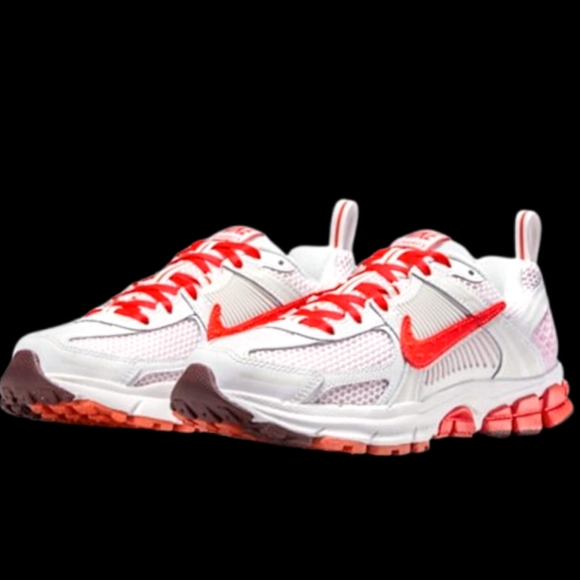 Nike Air Zoom Vomero Valentines Day Womens/Kids White
